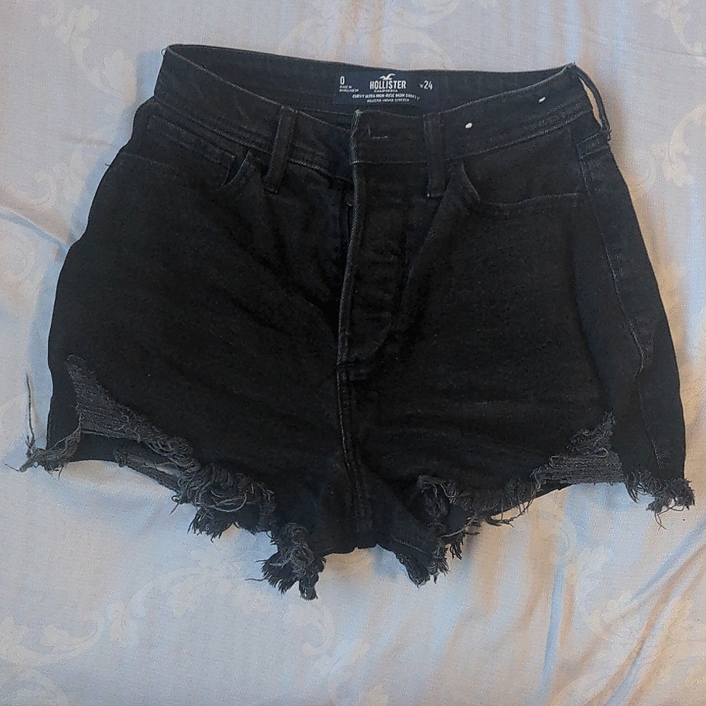 Curvy Ultra High-Rise Mom Short